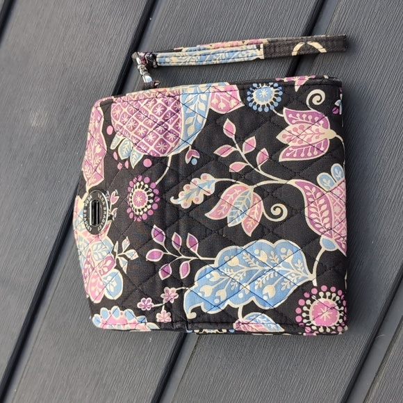 Vera Bradley Navy Quilted Wristlet Wallet - Picture 4 of 12